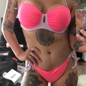 Hot pink Victoria’s Secret push-up bikini